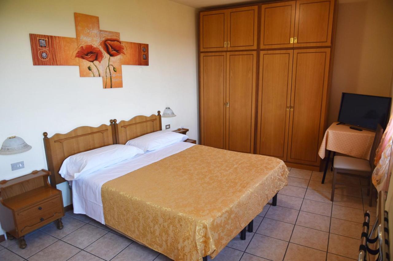 Amelia Hotel Momigno 外观 照片