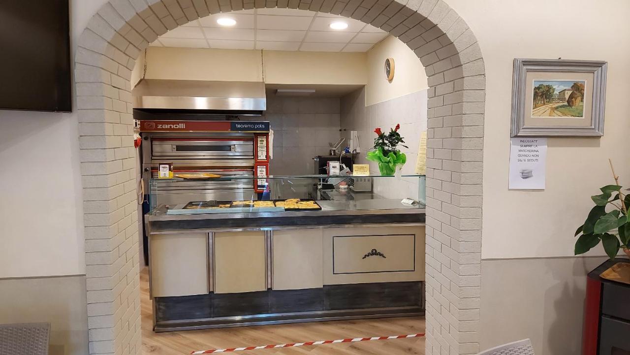 Amelia Hotel Momigno 外观 照片